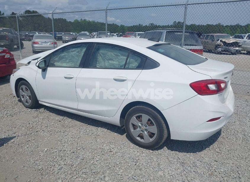 Photo 14 of 2018 Chevrolet Cruze LS AUTO (VIN 1G1BC5SM5J7209572)
