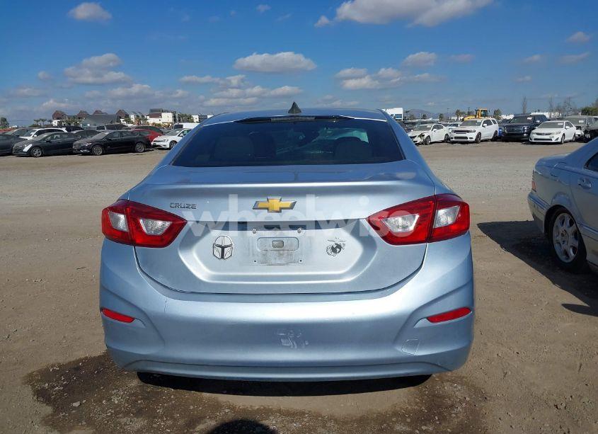 Photo 17 of 2018 Chevrolet Cruze LS AUTO (VIN 1G1BC5SM5J7233399)