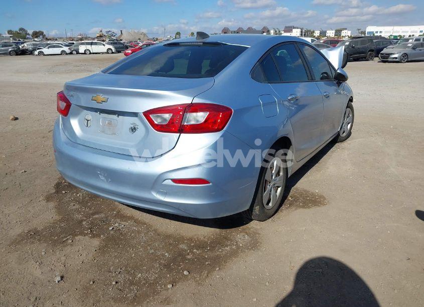 Photo 4 of 2018 Chevrolet Cruze LS AUTO (VIN 1G1BC5SM5J7233399)