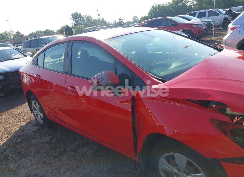 Photo 14 of 2018 Chevrolet Cruze LS AUTO (VIN 1G1BC5SM5J7247318)