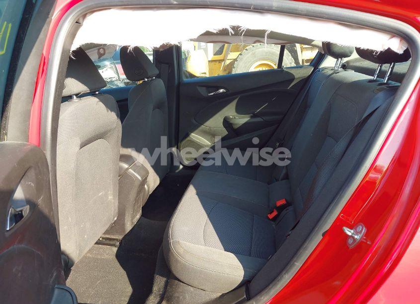 Photo 8 of 2018 Chevrolet Cruze LS AUTO (VIN 1G1BC5SM5J7247318)