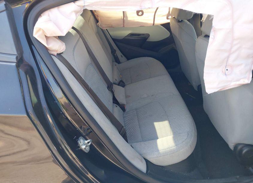 Photo 8 of 2019 Chevrolet Cruze LS (VIN 1G1BC5SM5K7108985)