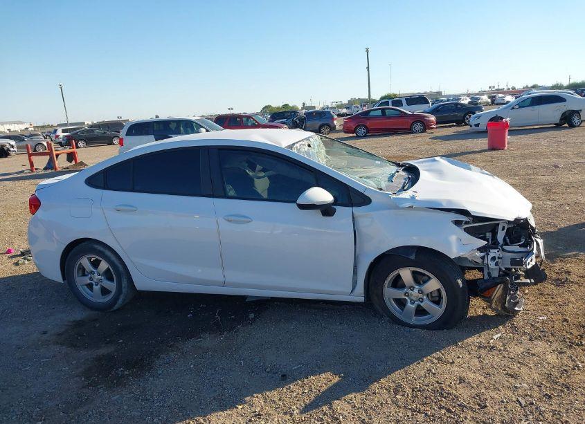 Photo 12 of 2019 Chevrolet Cruze LS (VIN 1G1BC5SM5K7112499)