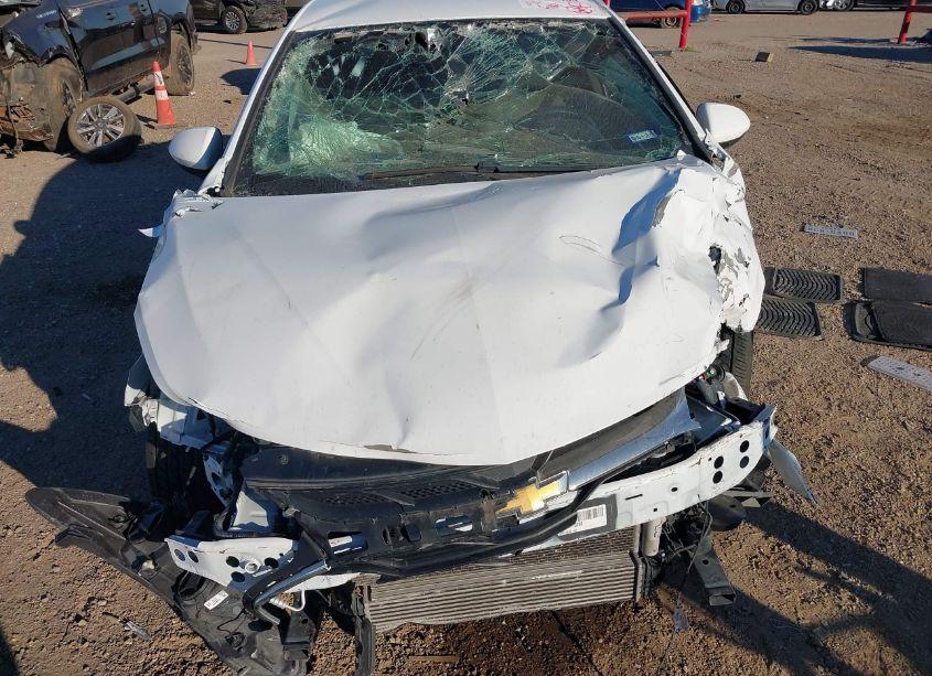 Photo 6 of 2019 Chevrolet Cruze LS (VIN 1G1BC5SM5K7112499)