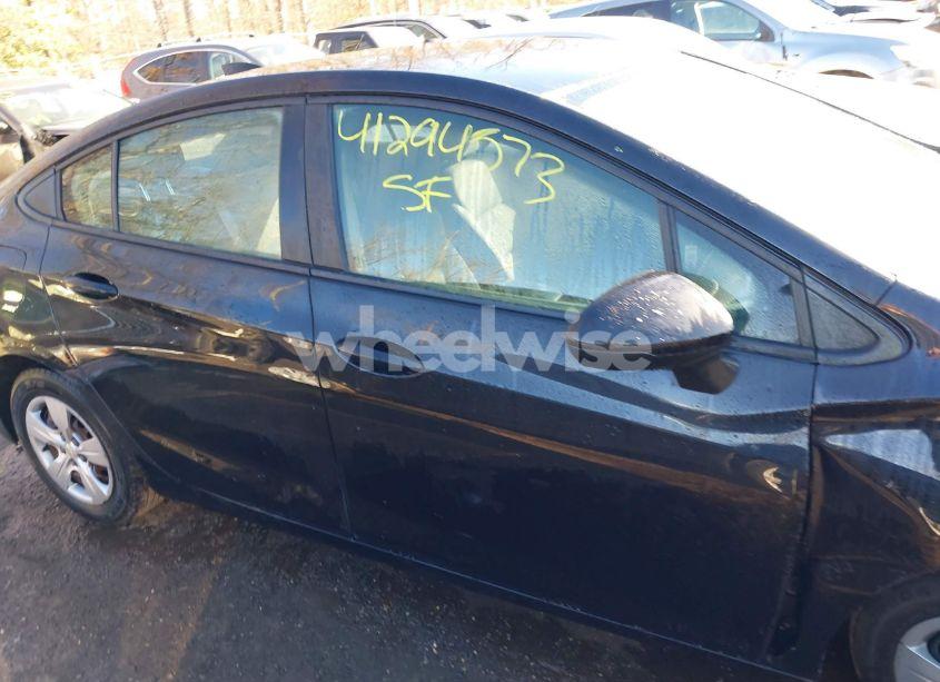 Photo 13 of 2016 Chevrolet Cruze LS AUTO (VIN 1G1BC5SM6G7248468)