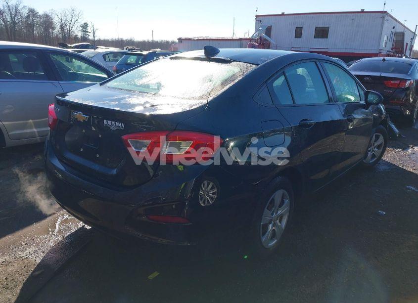Photo 4 of 2016 Chevrolet Cruze LS AUTO (VIN 1G1BC5SM6G7248468)