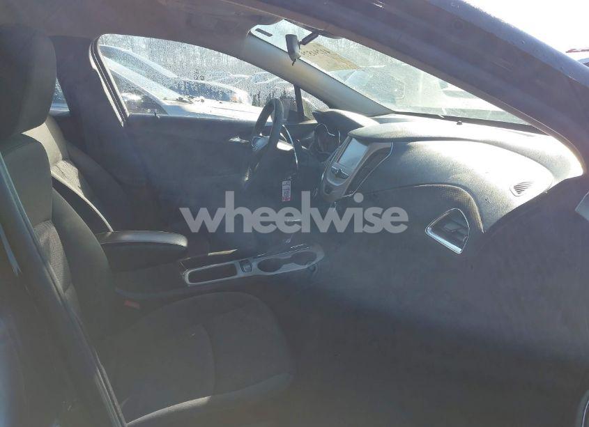 Photo 5 of 2016 Chevrolet Cruze LS AUTO (VIN 1G1BC5SM6G7248468)
