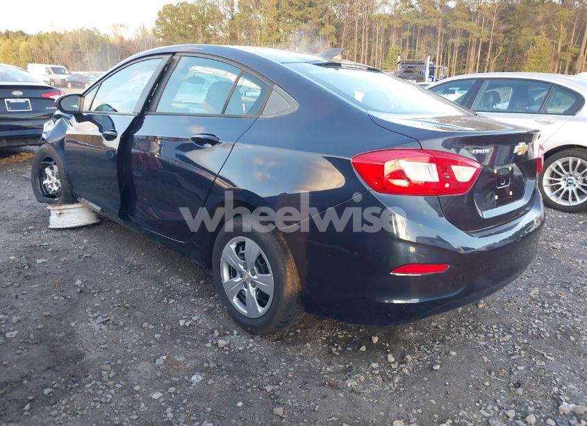 Photo 3 of 2016 Chevrolet Cruze LS AUTO (VIN 1G1BC5SM6G7255484)