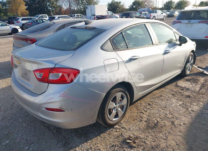 Photo 4 of 2016 Chevrolet Cruze LS AUTO (VIN 1G1BC5SM6G7263875)