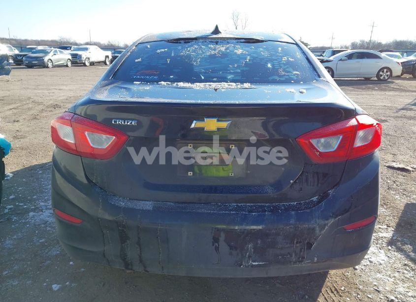 Photo 16 of 2016 Chevrolet Cruze LS AUTO (VIN 1G1BC5SM6G7286928)