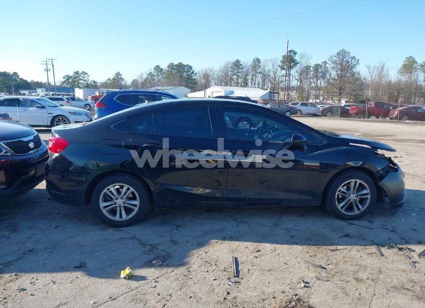 Photo 13 of 2017 Chevrolet Cruze LS AUTO (VIN 1G1BC5SM6H7156391)