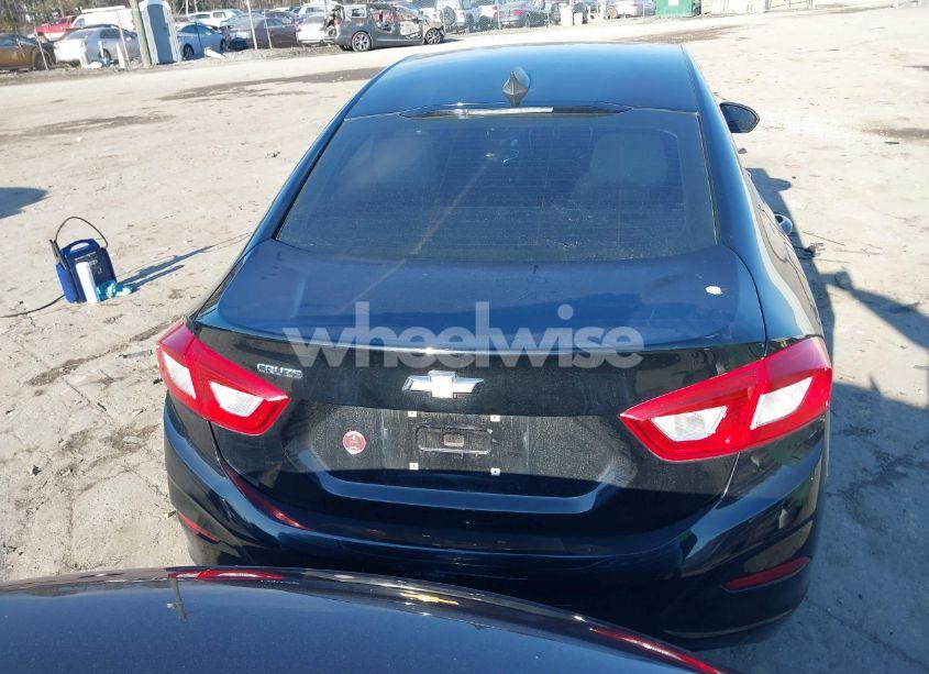 Photo 16 of 2017 Chevrolet Cruze LS AUTO (VIN 1G1BC5SM6H7156391)