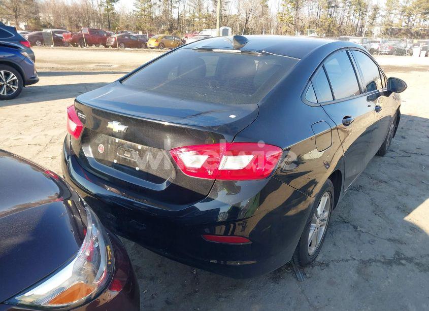 Photo 4 of 2017 Chevrolet Cruze LS AUTO (VIN 1G1BC5SM6H7156391)