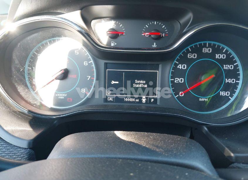 Photo 7 of 2017 Chevrolet Cruze LS AUTO (VIN 1G1BC5SM6H7156391)