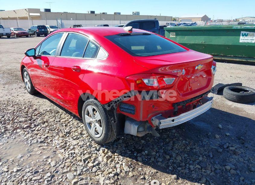 Photo 3 of 2017 Chevrolet Cruze LS AUTO (VIN 1G1BC5SM6H7199015)