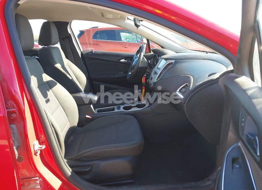 Photo 5 of 2017 Chevrolet Cruze LS AUTO (VIN 1G1BC5SM6H7199015)