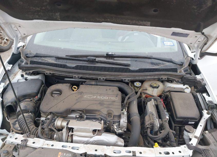 Photo 10 of 2017 Chevrolet Cruze LS AUTO (VIN 1G1BC5SM6H7217786)