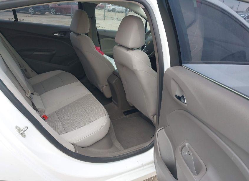 Photo 8 of 2017 Chevrolet Cruze LS AUTO (VIN 1G1BC5SM6H7217786)