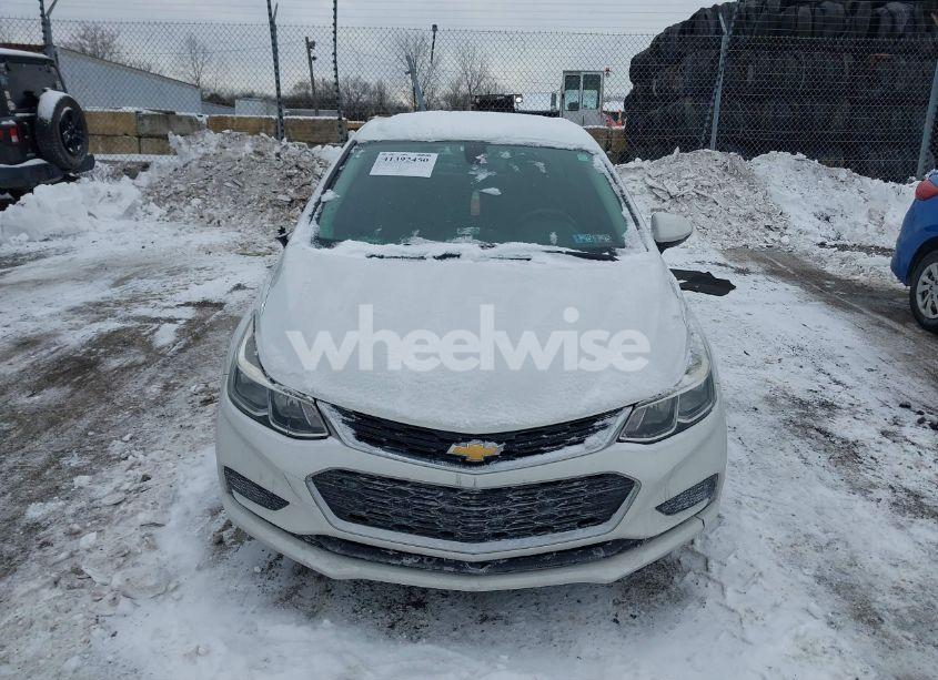 Photo 12 of 2017 Chevrolet Cruze LS AUTO (VIN 1G1BC5SM6H7231722)