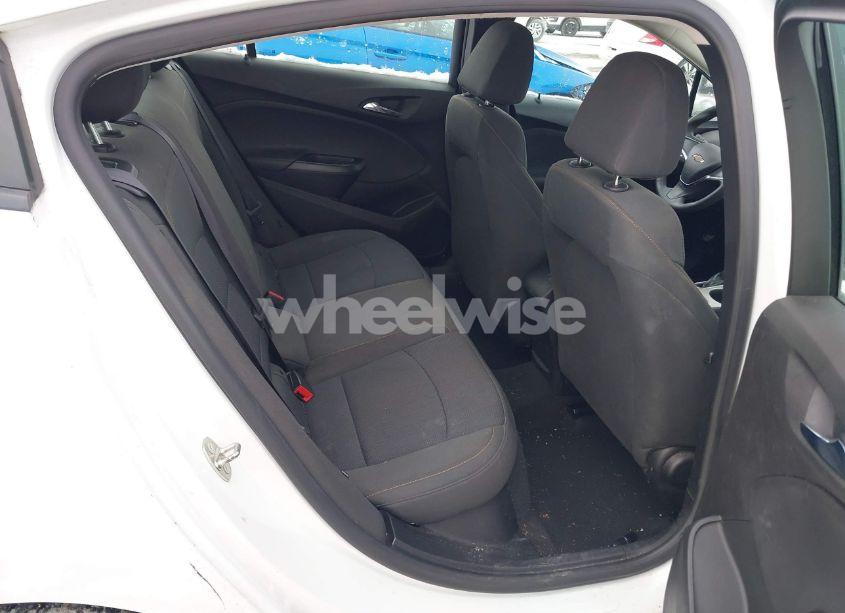 Photo 8 of 2017 Chevrolet Cruze LS AUTO (VIN 1G1BC5SM6H7231722)