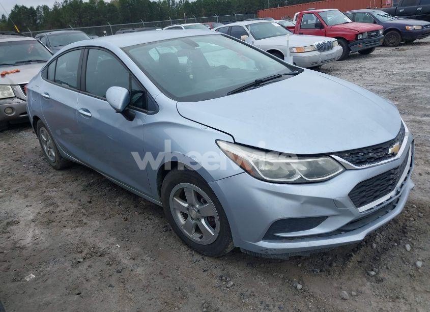 2017 Chevrolet Cruze LS AUTO (VIN 1G1BC5SM6H7234958) main photo