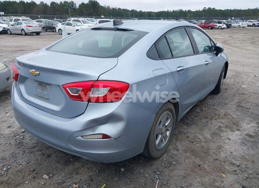 Photo 4 of 2017 Chevrolet Cruze LS AUTO (VIN 1G1BC5SM6H7234958)