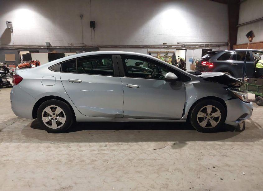 Photo 13 of 2018 Chevrolet Cruze LS AUTO (VIN 1G1BC5SM6J7132274)