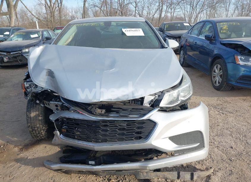 Photo 13 of 2018 Chevrolet Cruze LS AUTO (VIN 1G1BC5SM6J7134378)