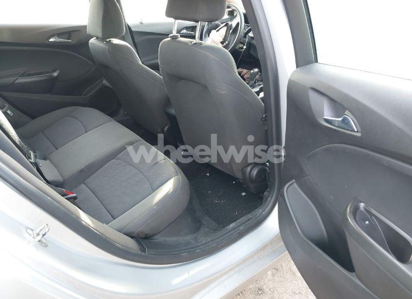 Photo 8 of 2018 Chevrolet Cruze LS AUTO (VIN 1G1BC5SM6J7134378)