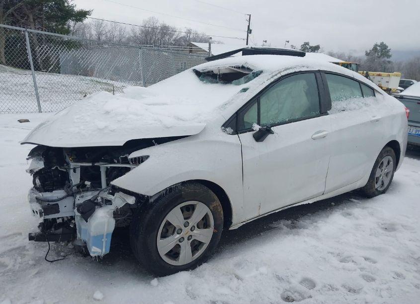Photo 14 of 2018 Chevrolet Cruze LS AUTO (VIN 1G1BC5SM6J7205563)