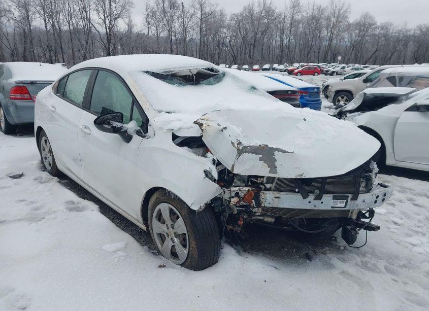 Photo 6 of 2018 Chevrolet Cruze LS AUTO (VIN 1G1BC5SM6J7205563)