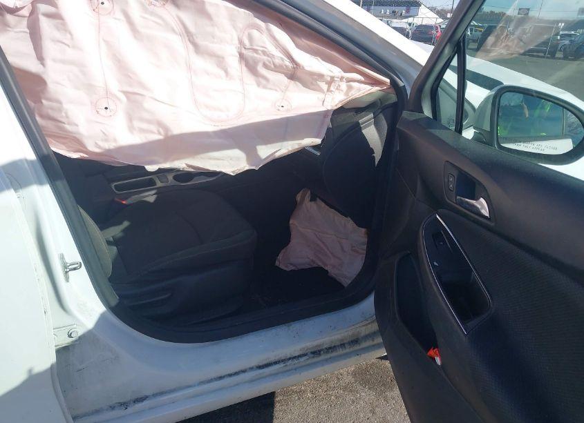 Photo 5 of 2018 Chevrolet Cruze LS AUTO (VIN 1G1BC5SM6J7210956)