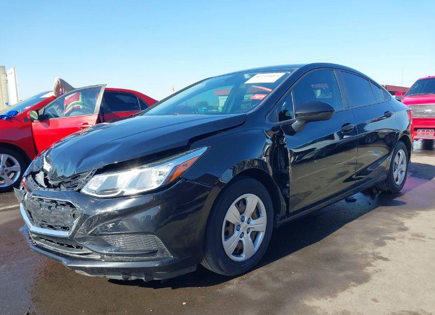 Photo 2 of 2018 Chevrolet Cruze LS AUTO (VIN 1G1BC5SM6J7215672)