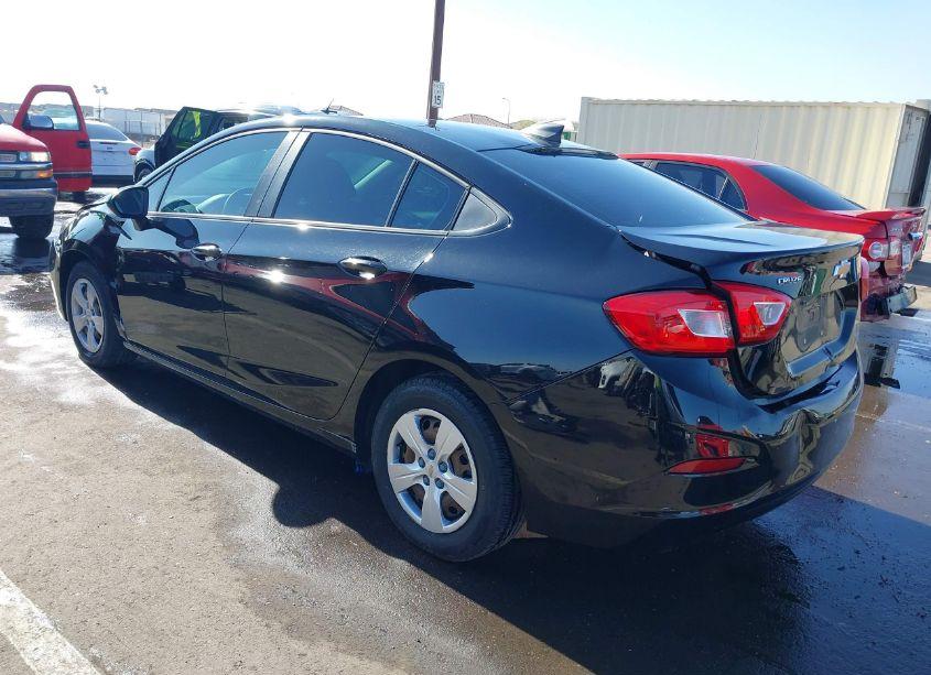 Photo 3 of 2018 Chevrolet Cruze LS AUTO (VIN 1G1BC5SM6J7215672)