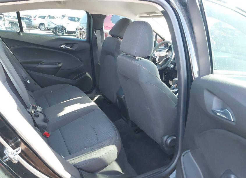 Photo 8 of 2018 Chevrolet Cruze LS AUTO (VIN 1G1BC5SM6J7215672)