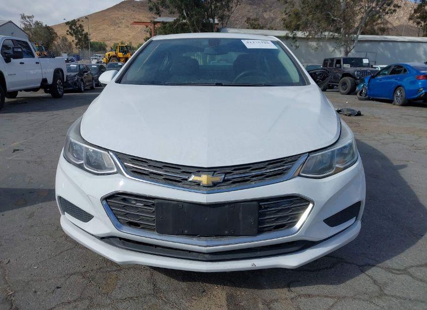 Photo 13 of 2018 Chevrolet Cruze LS AUTO (VIN 1G1BC5SM6J7216059)