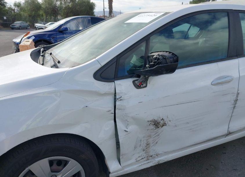 Photo 6 of 2018 Chevrolet Cruze LS AUTO (VIN 1G1BC5SM6J7216059)