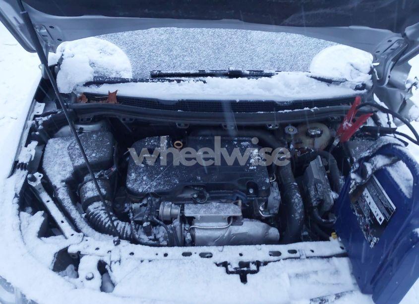 Photo 10 of 2018 Chevrolet Cruze LS AUTO (VIN 1G1BC5SM6J7220676)