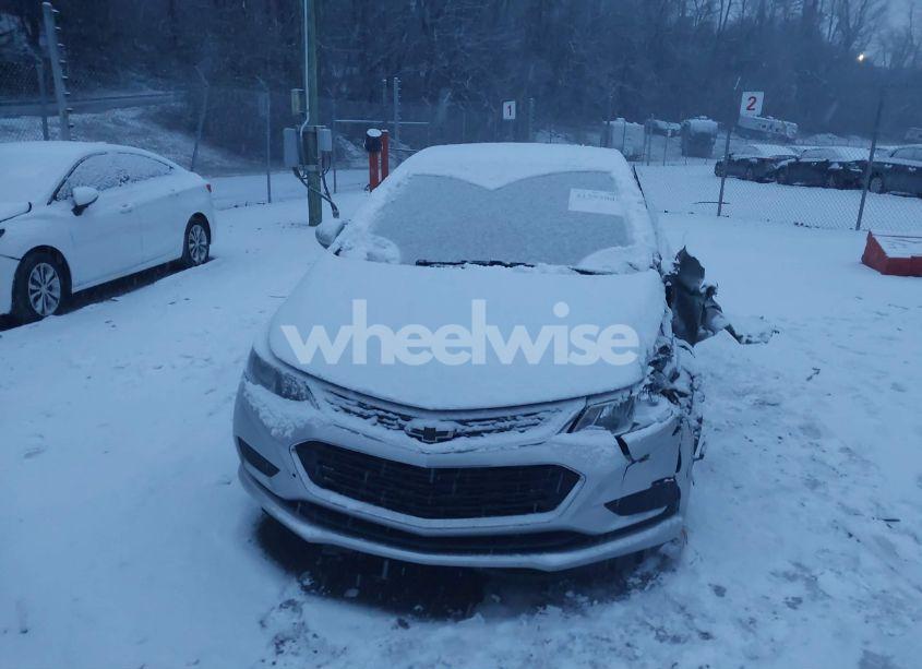 Photo 12 of 2018 Chevrolet Cruze LS AUTO (VIN 1G1BC5SM6J7220676)