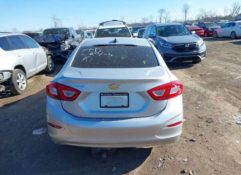 Photo 15 of 2018 Chevrolet Cruze LS AUTO (VIN 1G1BC5SM6J7236067)