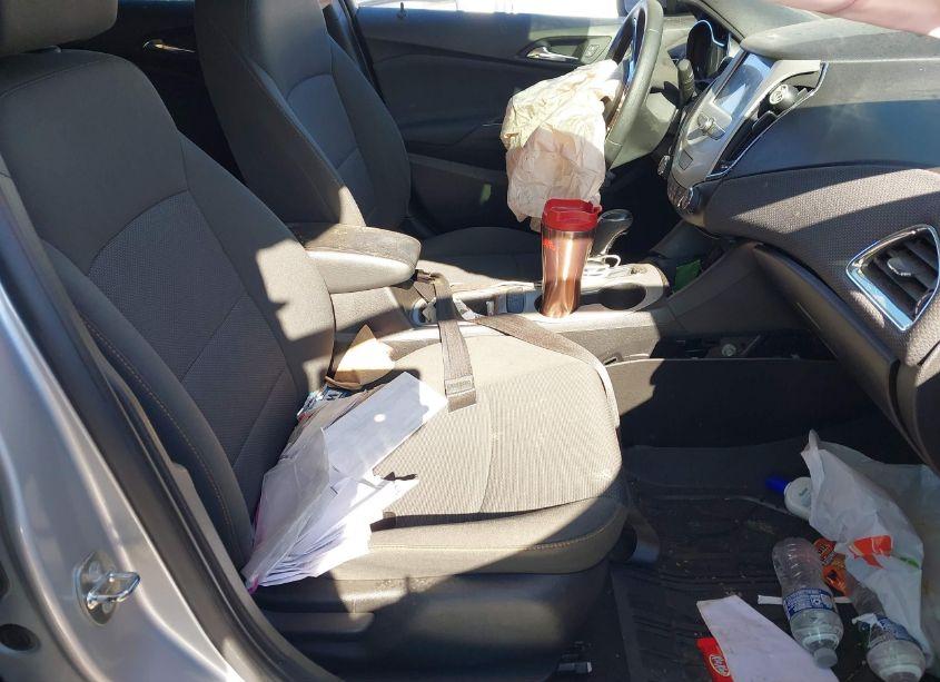 Photo 5 of 2018 Chevrolet Cruze LS AUTO (VIN 1G1BC5SM6J7236067)