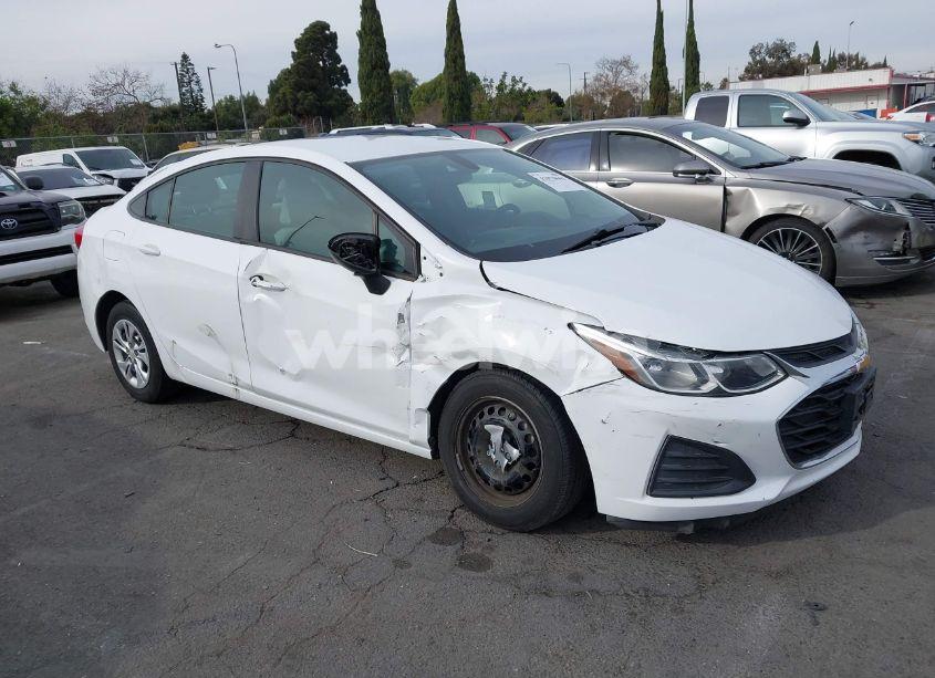 2019 Chevrolet Cruze LS (VIN 1G1BC5SM6K7120286) main photo