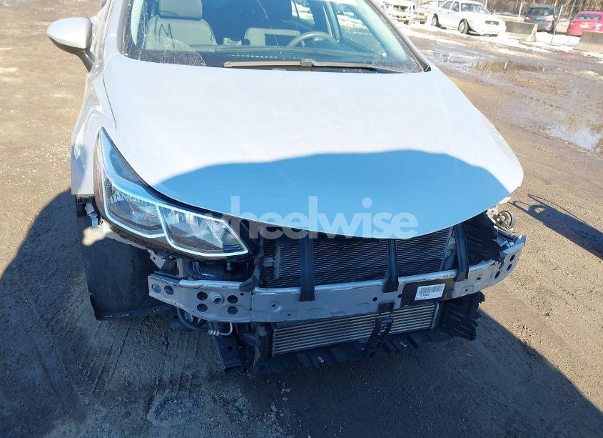 Photo 13 of 2019 Chevrolet Cruze LS (VIN 1G1BC5SM6K7150081)