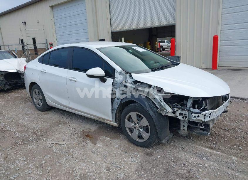 2016 Chevrolet Cruze LS AUTO (VIN 1G1BC5SM7G7234644) main photo