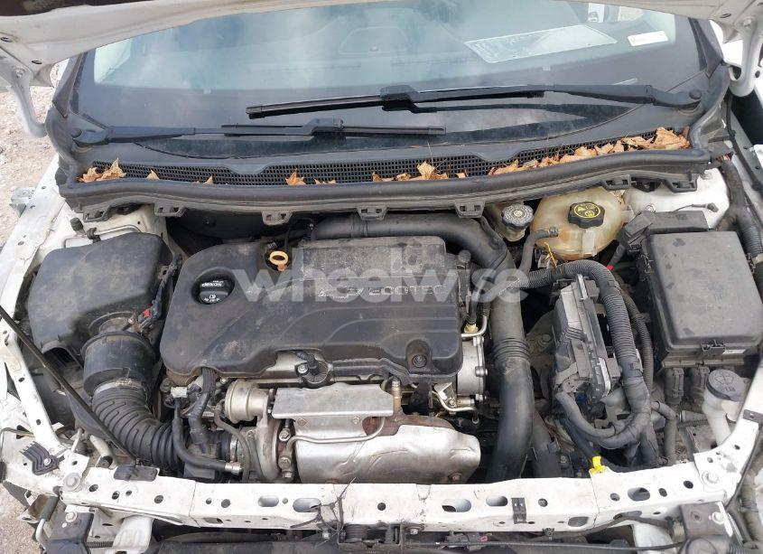 Photo 10 of 2016 Chevrolet Cruze LS AUTO (VIN 1G1BC5SM7G7234644)