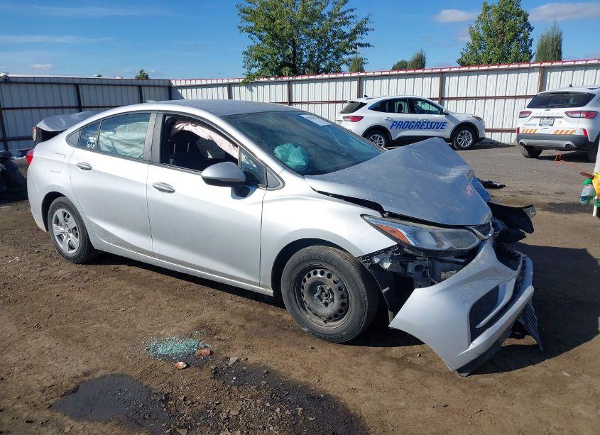2016 Chevrolet Cruze LS AUTO (VIN 1G1BC5SM7G7256255) main photo