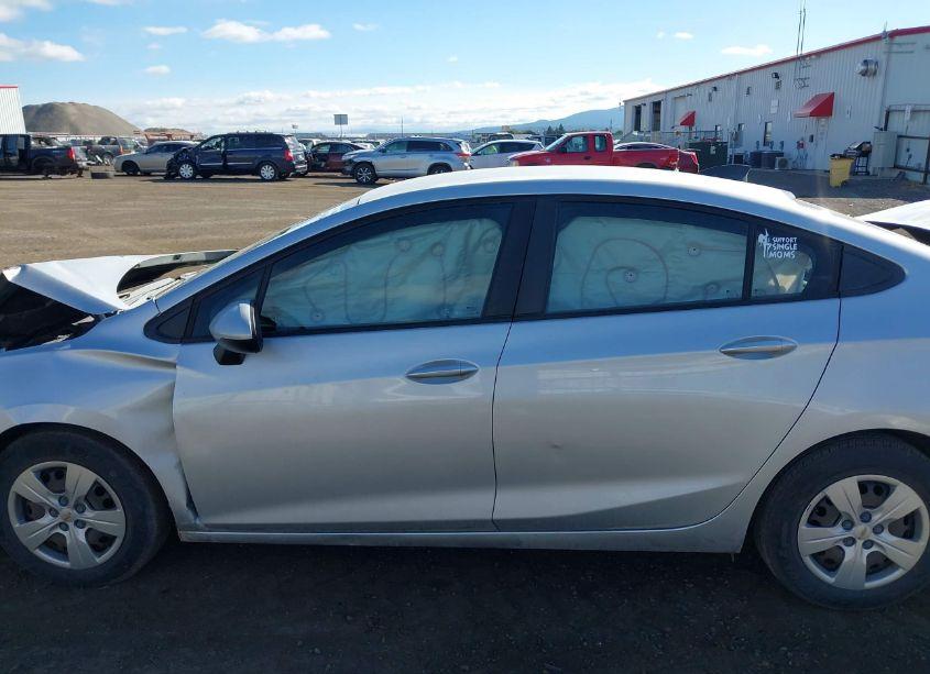 Photo 15 of 2016 Chevrolet Cruze LS AUTO (VIN 1G1BC5SM7G7256255)