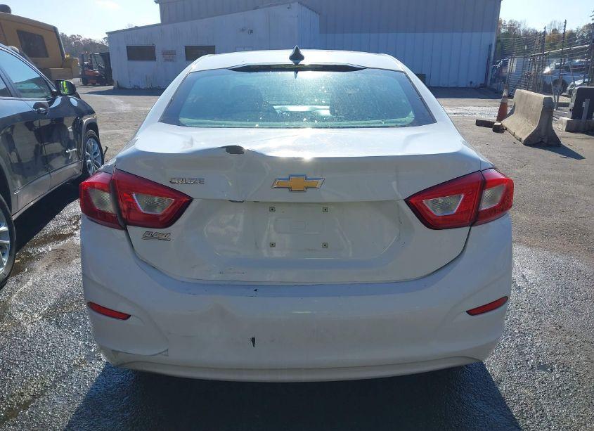Photo 16 of 2016 Chevrolet Cruze LS AUTO (VIN 1G1BC5SM7G7272911)