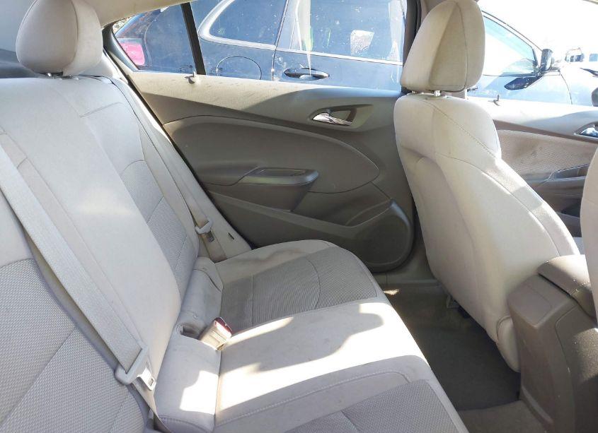 Photo 8 of 2016 Chevrolet Cruze LS AUTO (VIN 1G1BC5SM7G7272911)