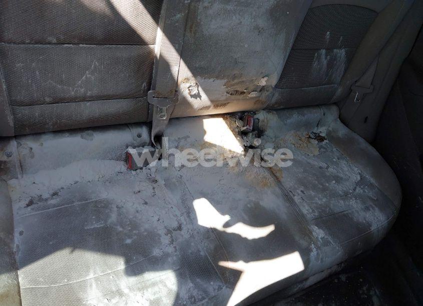 Photo 6 of 2016 Chevrolet Cruze LS AUTO (VIN 1G1BC5SM7G7293158)